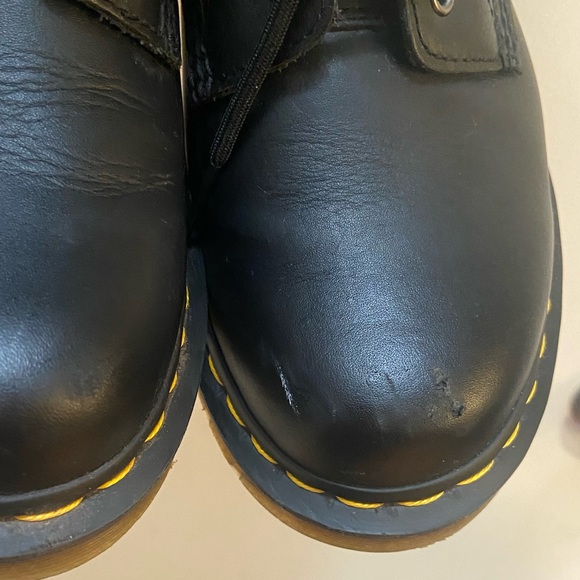 Dr. Marten’s 1460 Boot Women’s size 9 - Picture 11 of 11